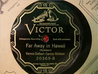 small_victor 20369 b.webp